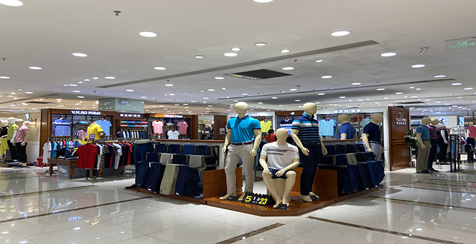 益华百货加盟店